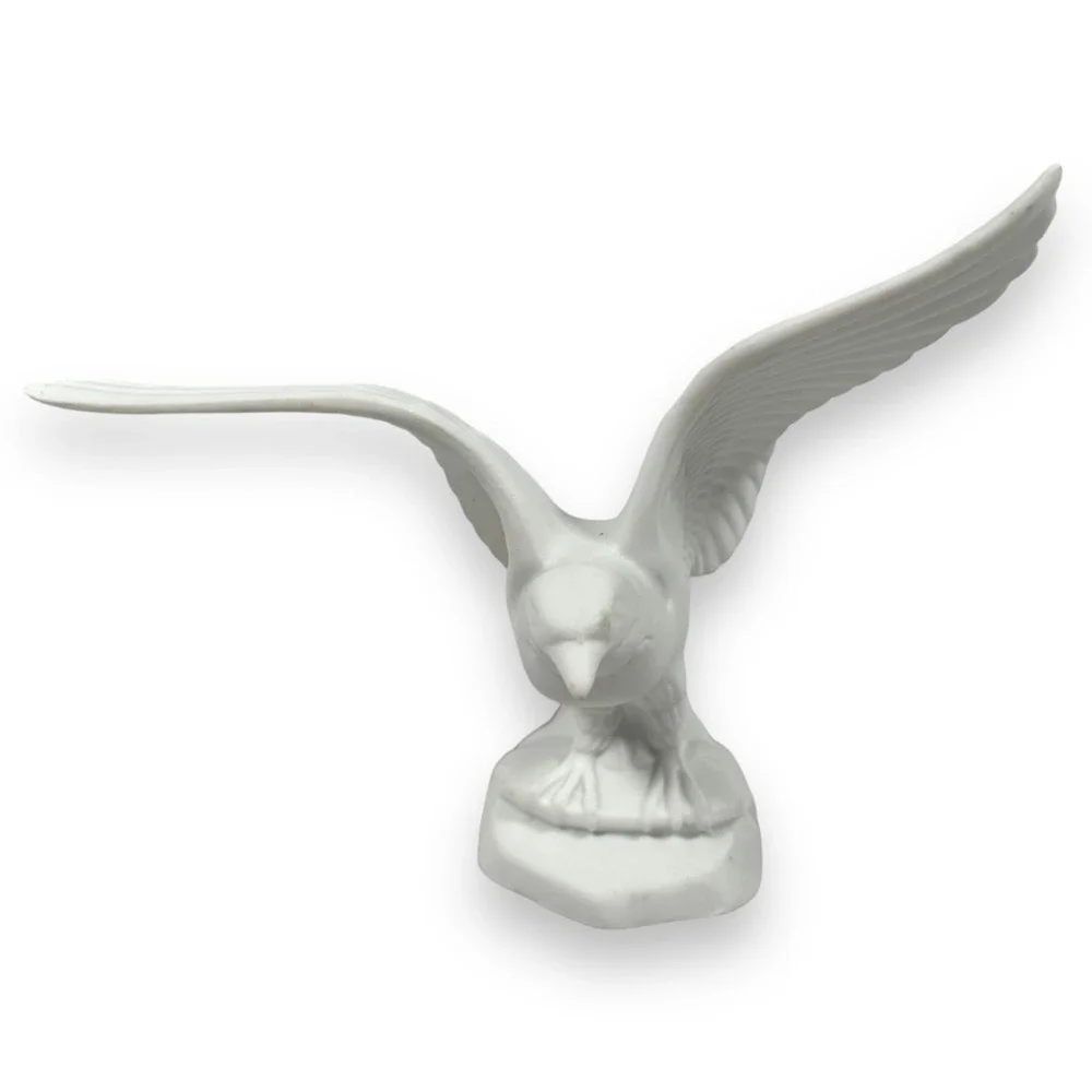 Vintage‎ KPM Royal Porzellan Bird Figurine Bavaria Bisque Prey Unglazed White